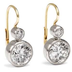 624290-hofer-antikschmuck-Kostbare-Ohrringe-aus-Gold-und-Weissgold-mit-3-64-ct-Vintage-Brillanten-Berlin-2025-Die-hohe-Schule-des-Funkelns_1