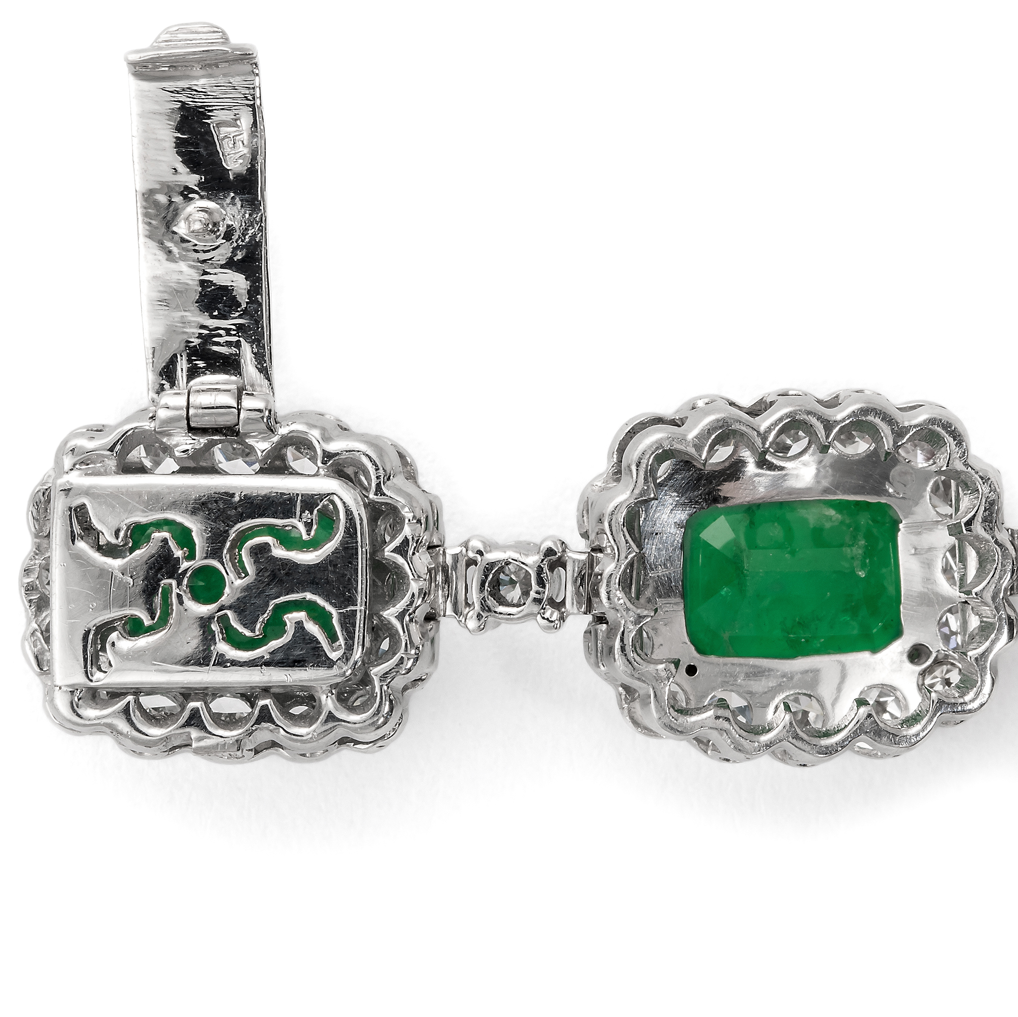 624758-hofer-antikschmuck-Luxurioeses-vintage-Armband-mit-Smaragden-und-Diamanten-in-Weissgold-um-1965-ueppiges-Gruen_7