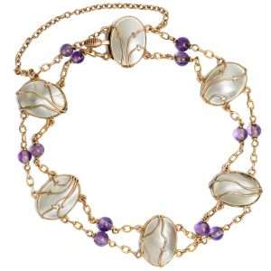 626699-hofer-antikschmuck-Arts-und-Crafts-Armband-mit-Perlschalen-und-Amethysten-in-Gold-England-um-1905-Im-goldenen-Kaefig_1