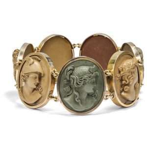 627093-hofer-antikschmuck-Prachtvolles-antikes-Armband-mit-Kameen-aus-Vesuv-Lava-Neapel-um-1860-Ein-Goetterreigen_2